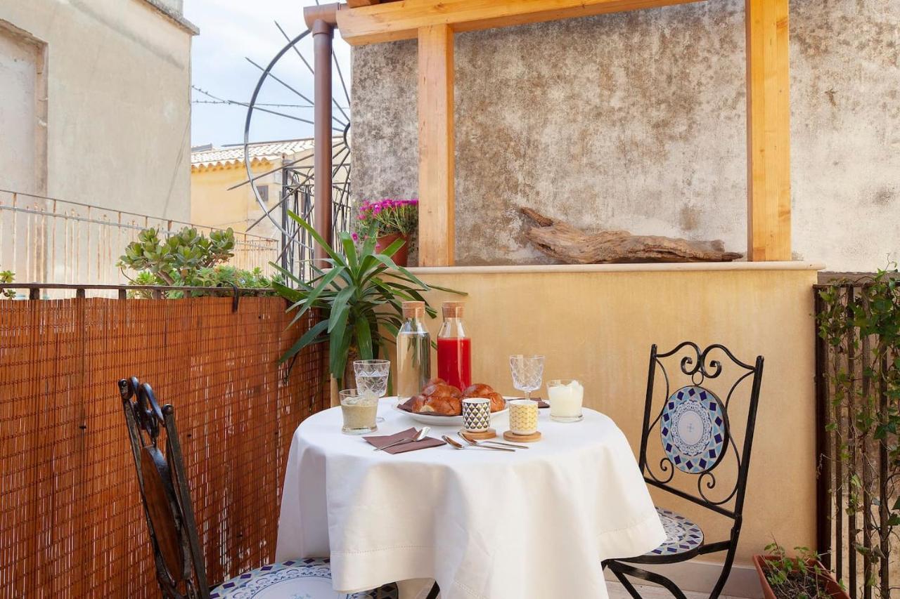 Apartamento 44 Steps - Enjoy Noto Exterior foto