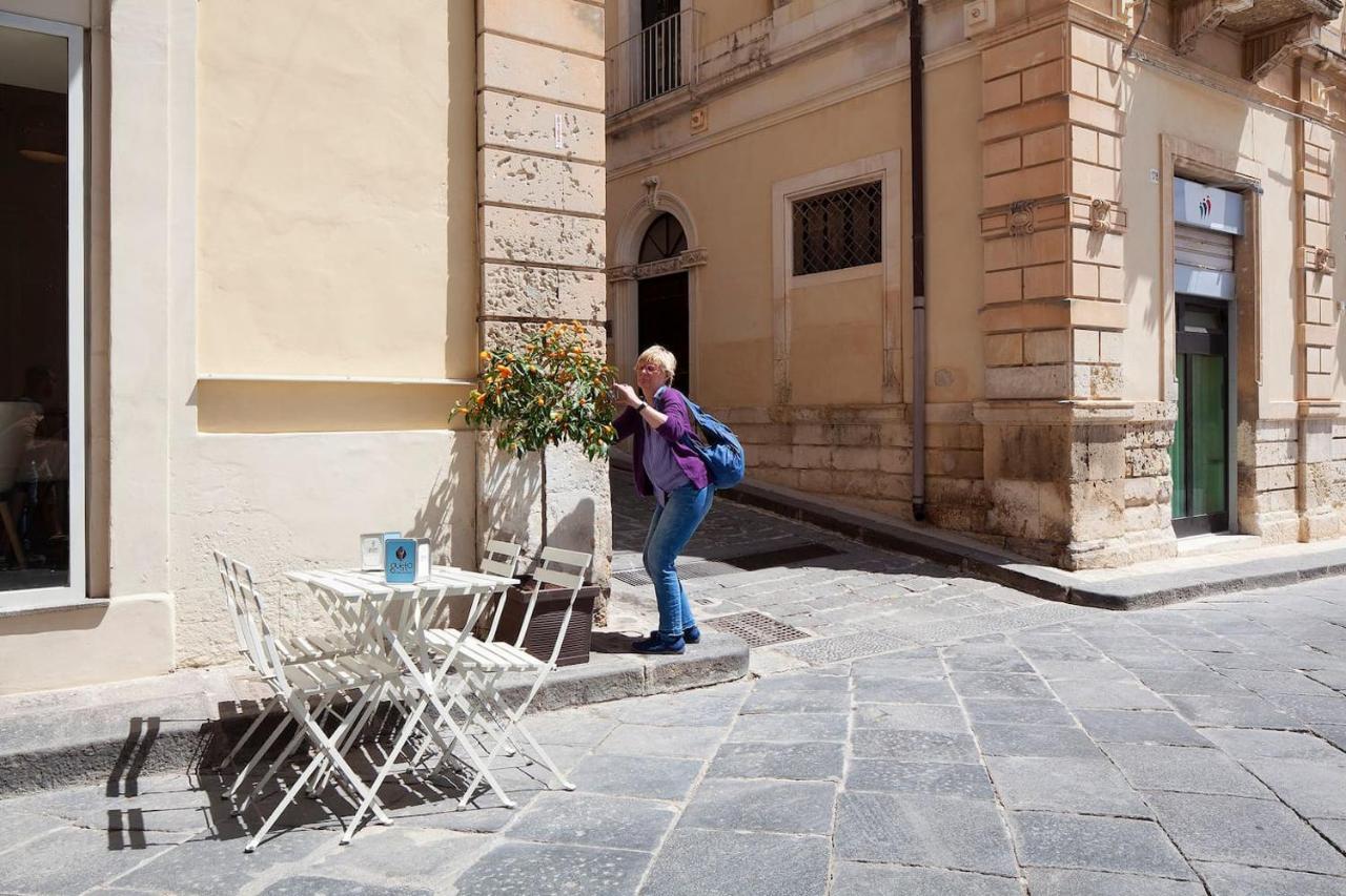 Apartamento 44 Steps - Enjoy Noto Exterior foto